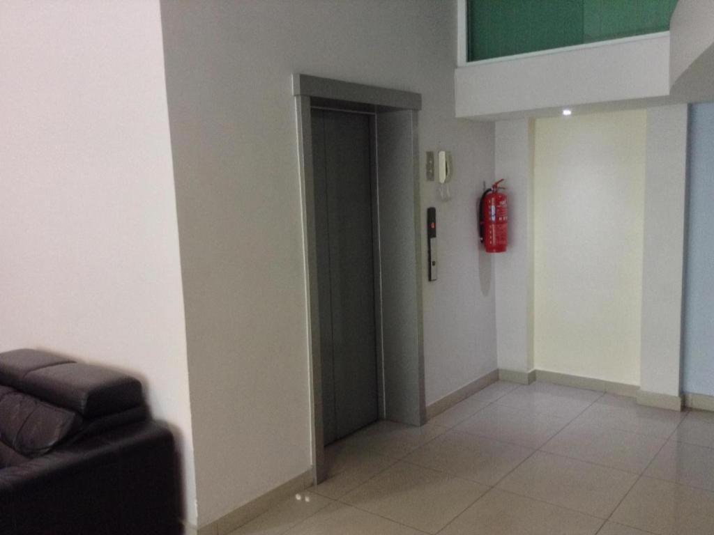 Maxim Hotel Kota Kinabalu Exterior foto